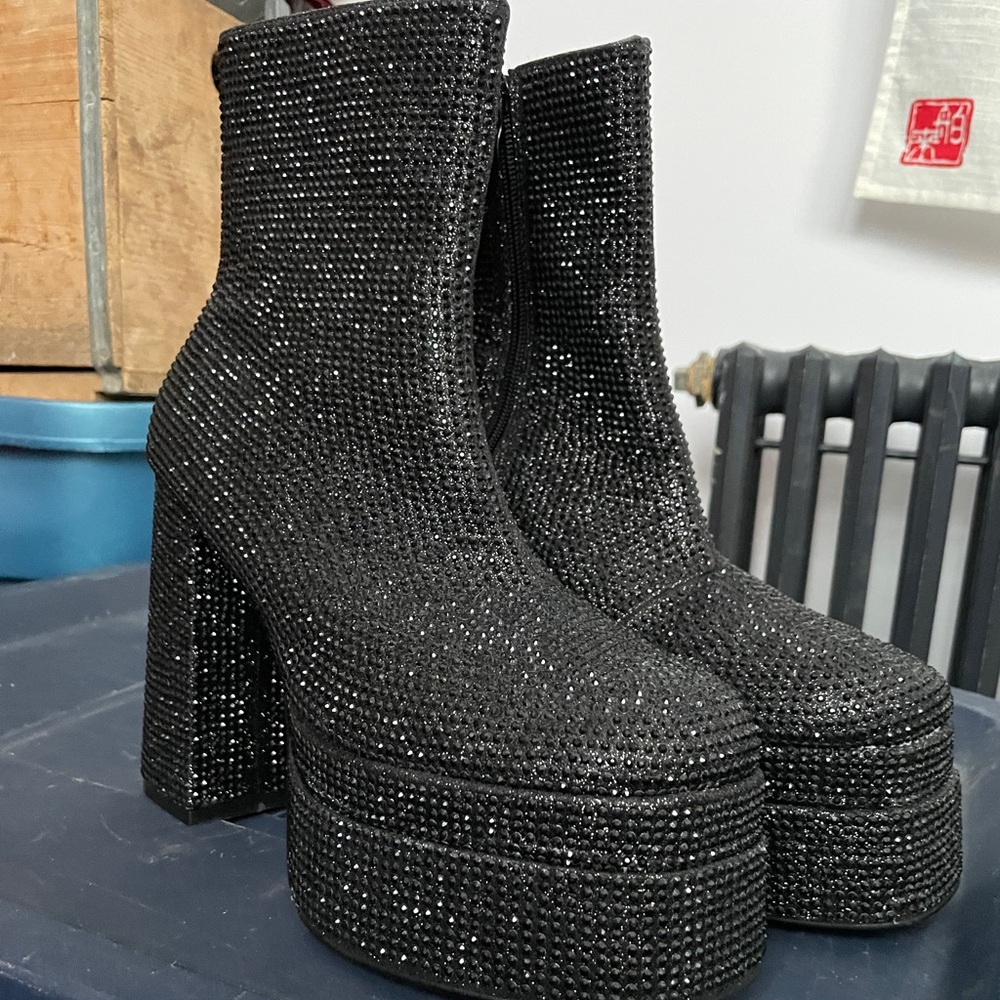 Black rhinestone platform ankle boots size 8.5